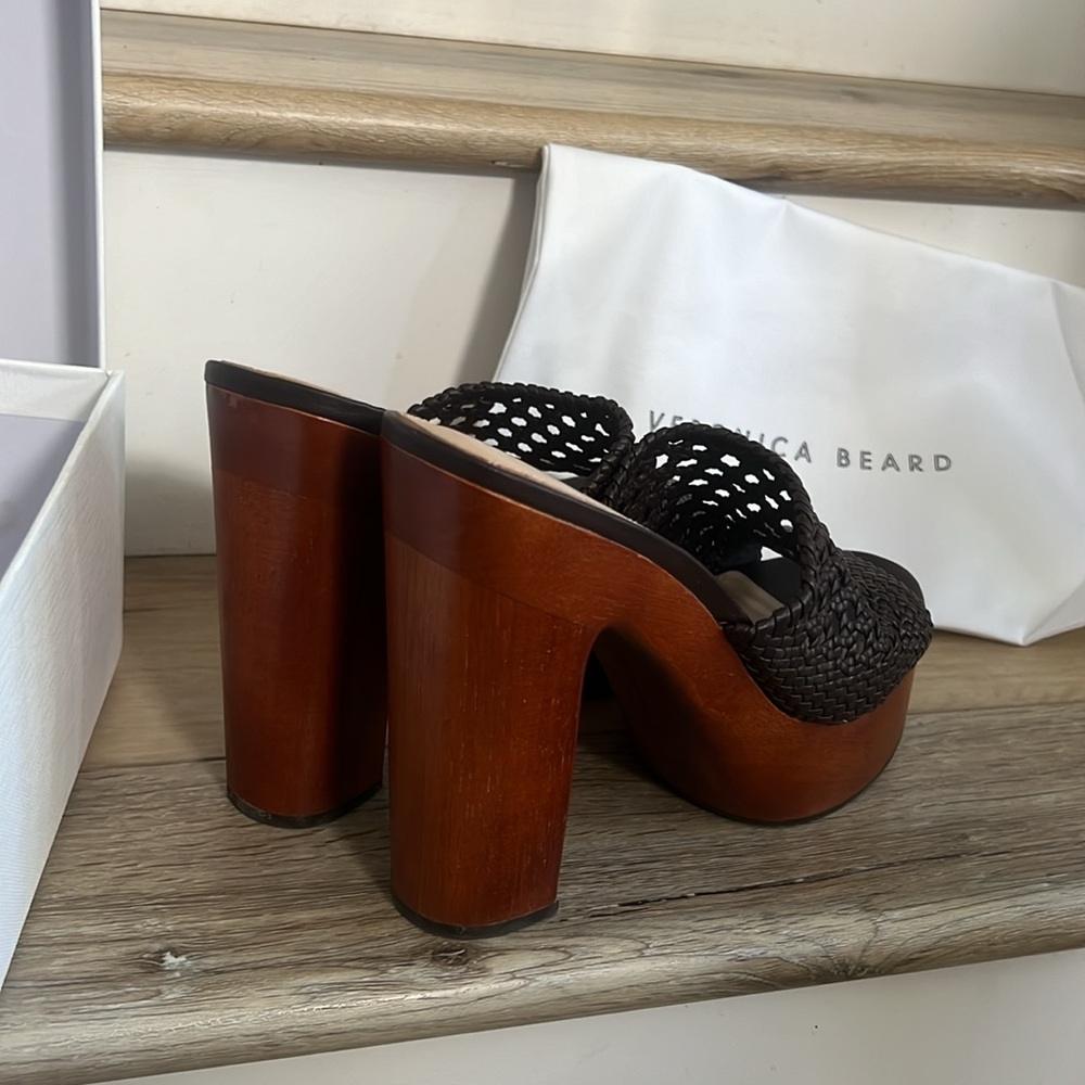 1 hour sale. 💎 Veronica Beard, platform sandals - Picture 7 of 11